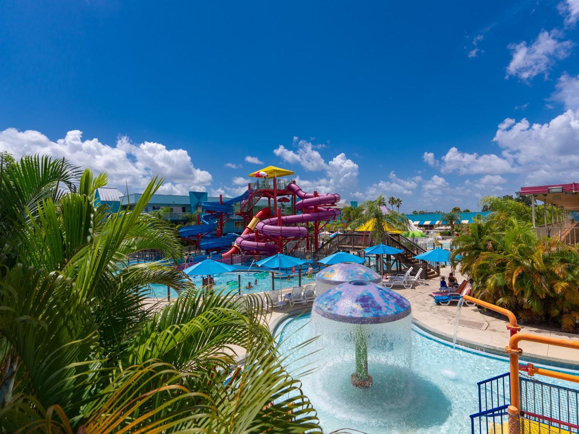 Ramada By Wyndham Flamingo Water Park Hotel Kissimmee Exterior photo